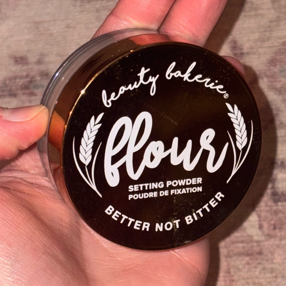 Beauty Bakerie Flour Setting Powder – Oat (Translucent) • New / Never Used